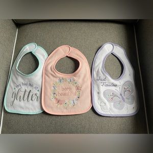 Never used baby bibs